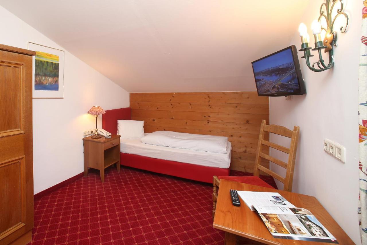 Hotel Lukashansl Hundsdorf  Extérieur photo